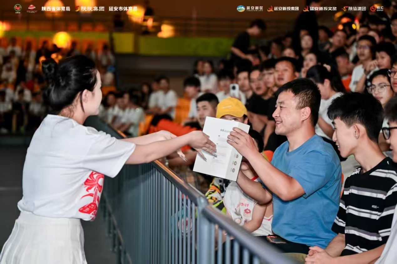 将比分扳成 将比分扳成