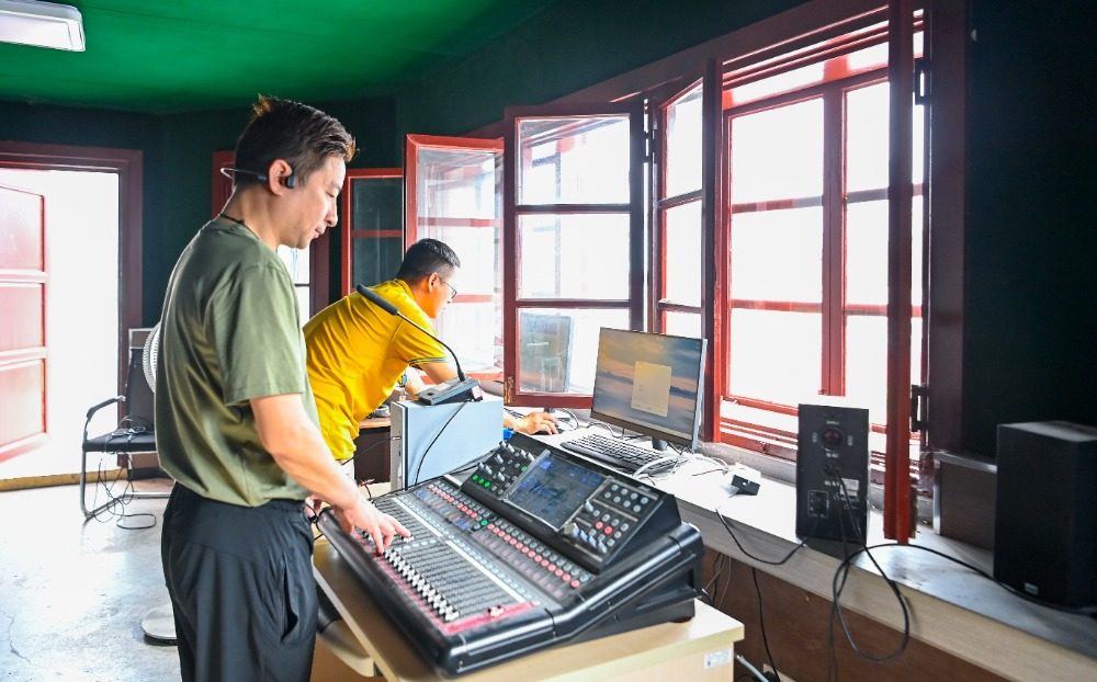 AA, img, https AA, img, https