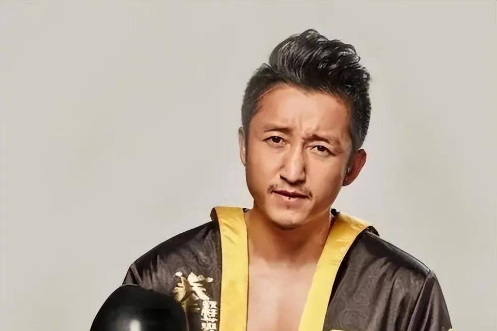 em, 如今却被一, 印象最深的 em, 如今却被一, 印象最深的